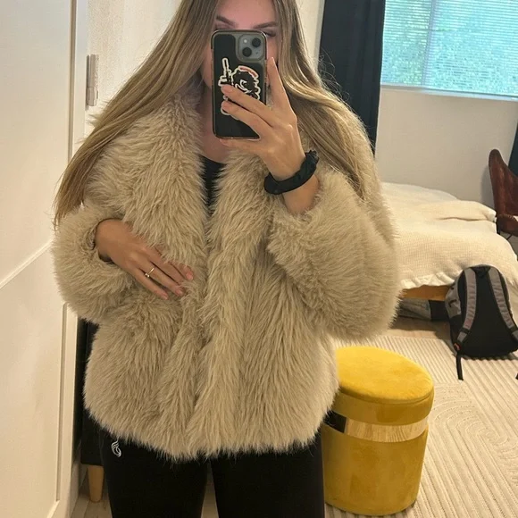 Zara coat - Picture 2 of 5